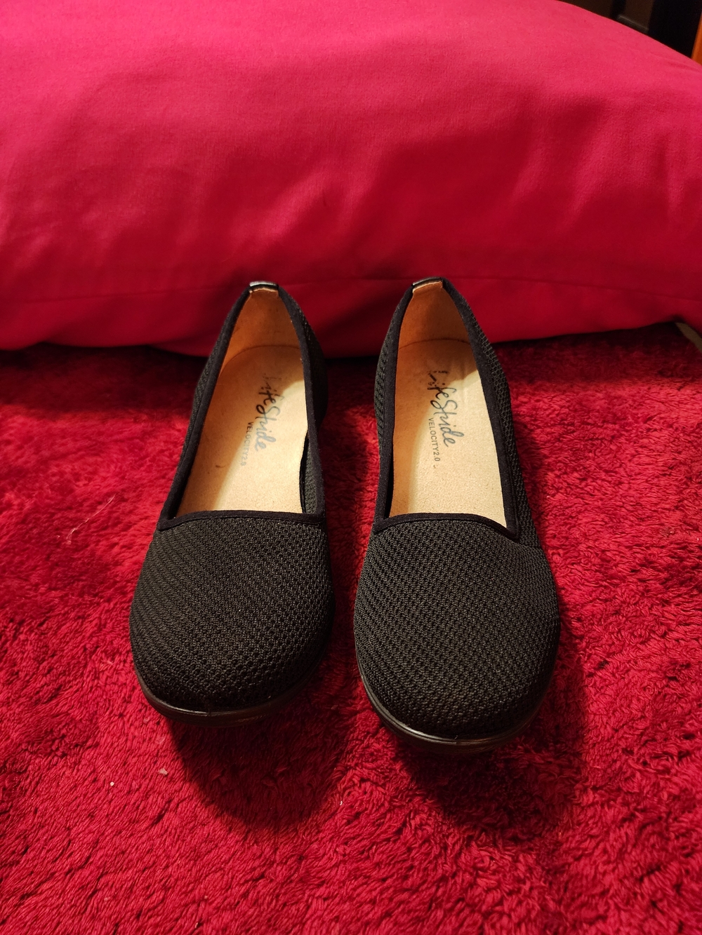 life Stride women's size 8.5 black knit slip-on flats